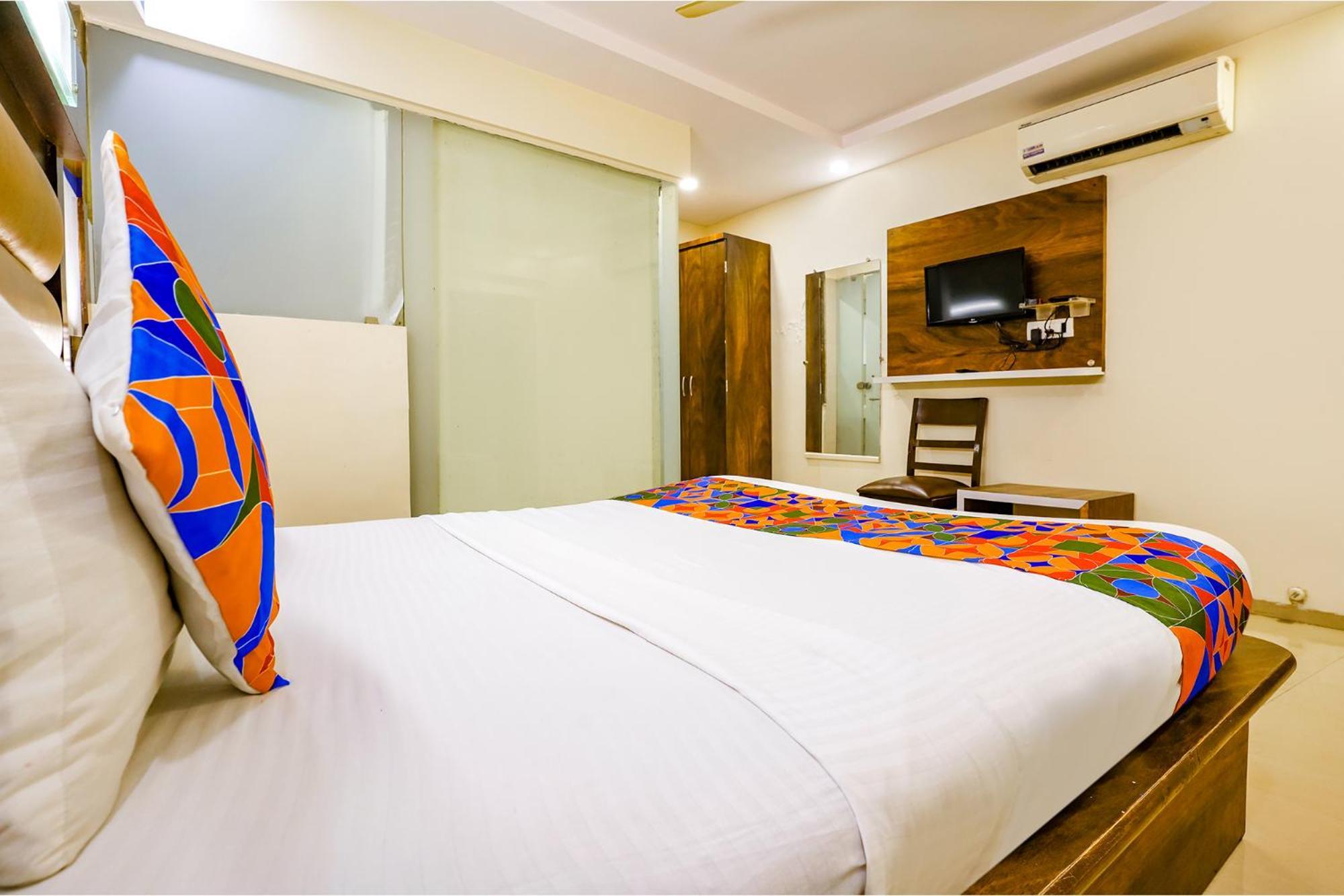 Hotel Naivedhya By Kwality Inn Thane Eksteriør bilde