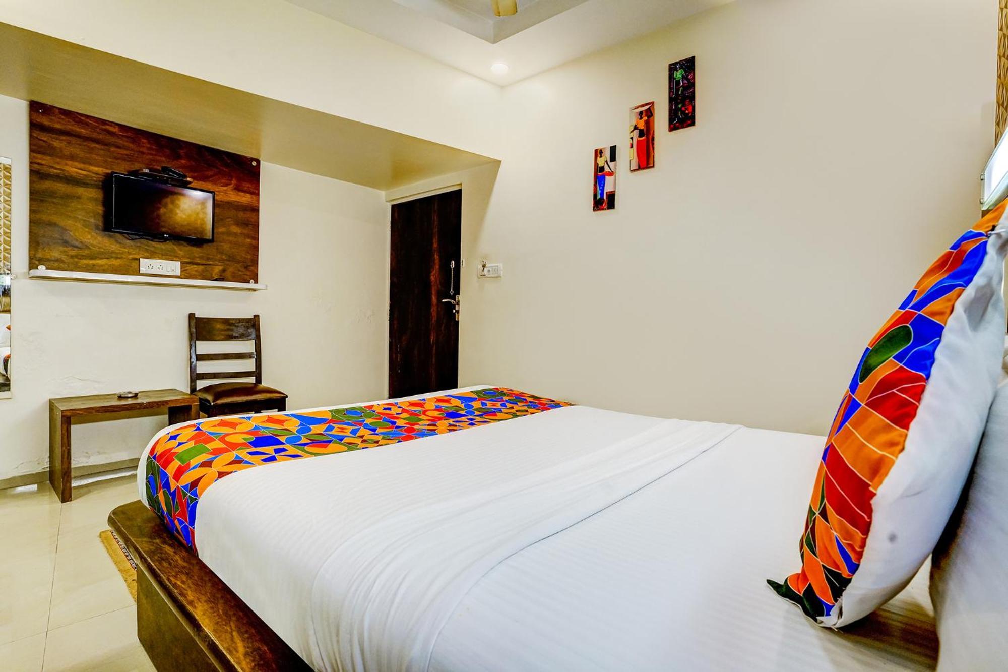 Hotel Naivedhya By Kwality Inn Thane Eksteriør bilde