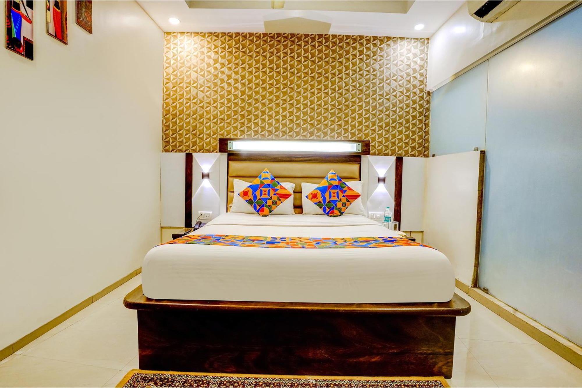Hotel Naivedhya By Kwality Inn Thane Eksteriør bilde