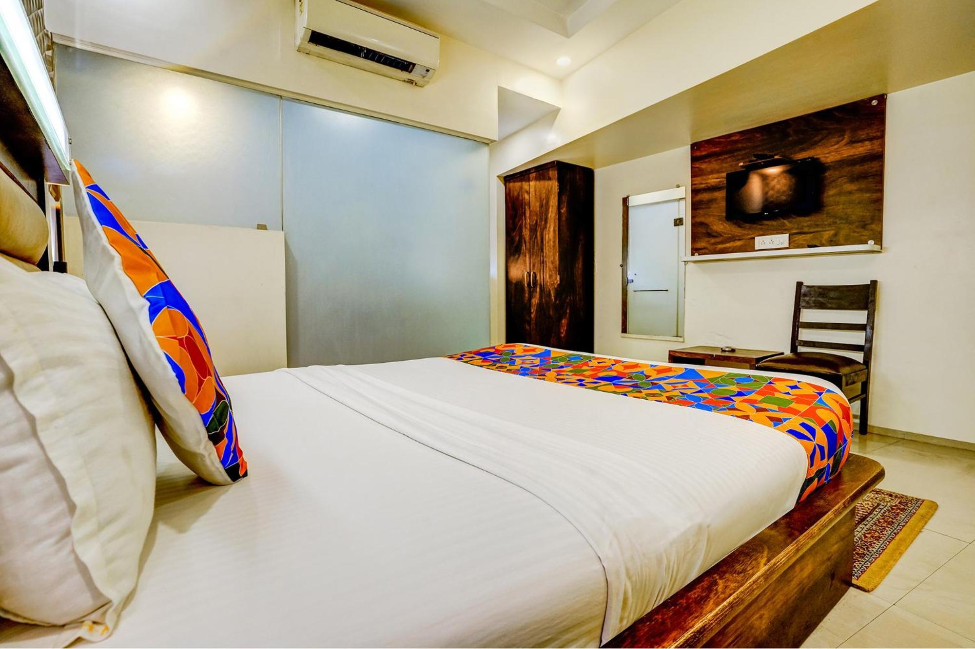Hotel Naivedhya By Kwality Inn Thane Eksteriør bilde