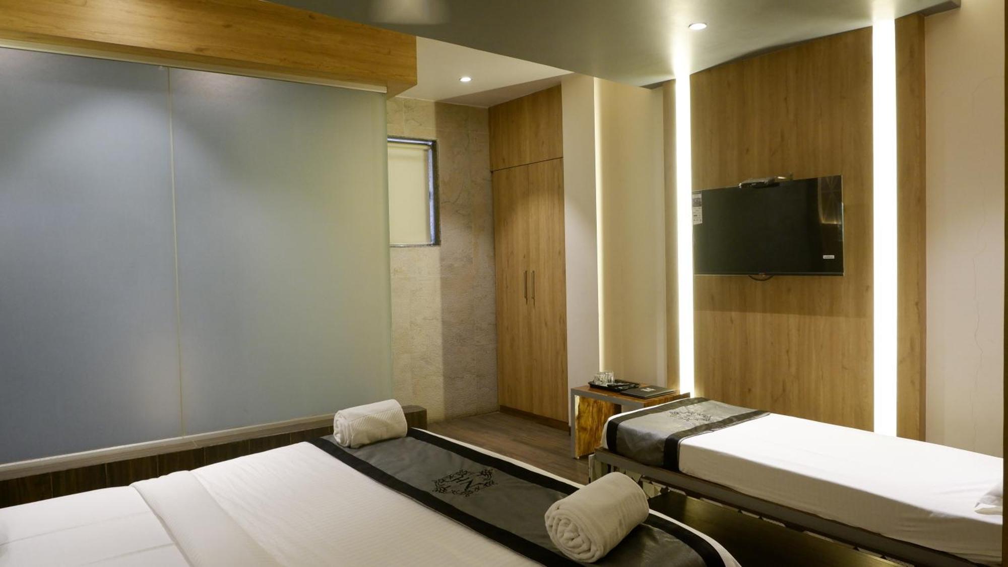 Hotel Naivedhya By Kwality Inn Thane Eksteriør bilde
