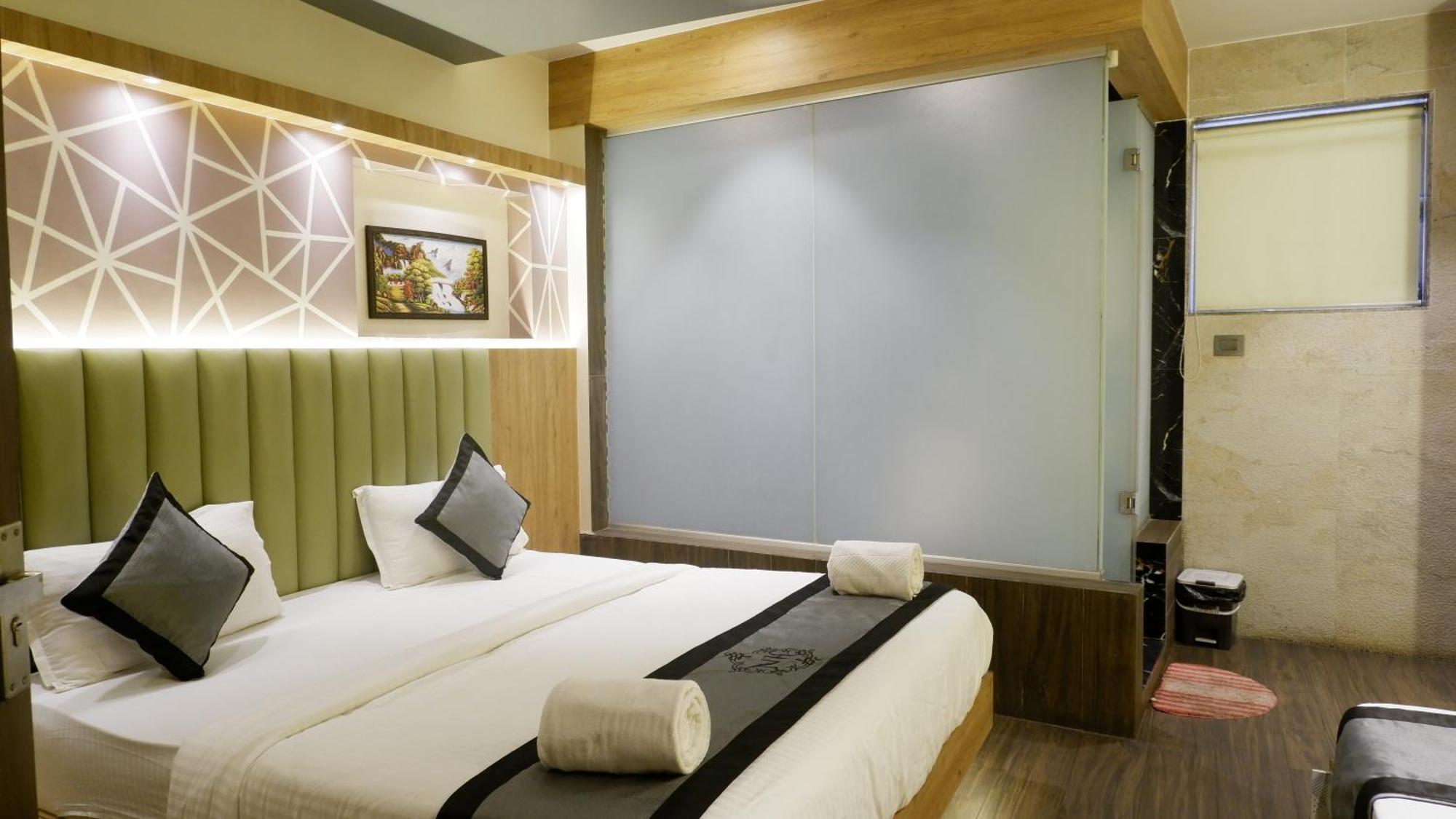 Hotel Naivedhya By Kwality Inn Thane Eksteriør bilde